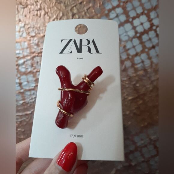 NWT Zara Faux Coral Statement Ring - Picture 3 of 12